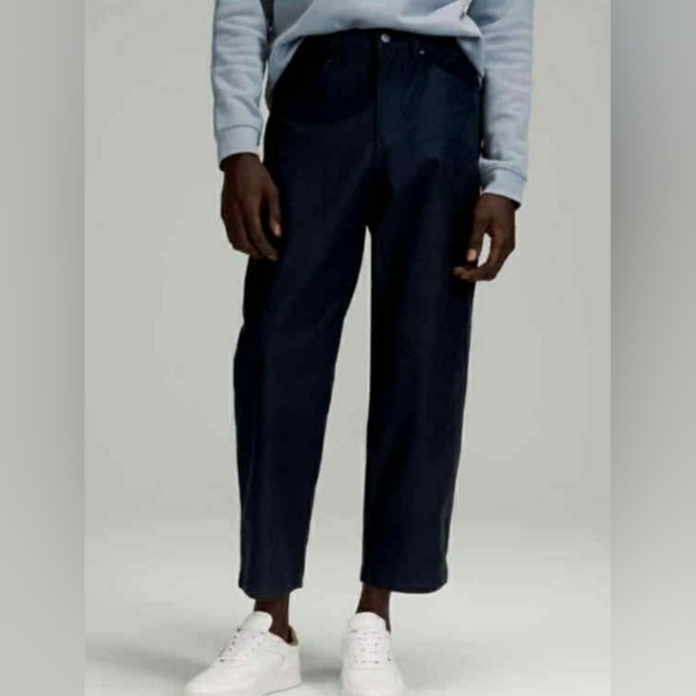 Lululemon ABC Crop Pant Relaxed *Utilitech - True Navy - 32x27"